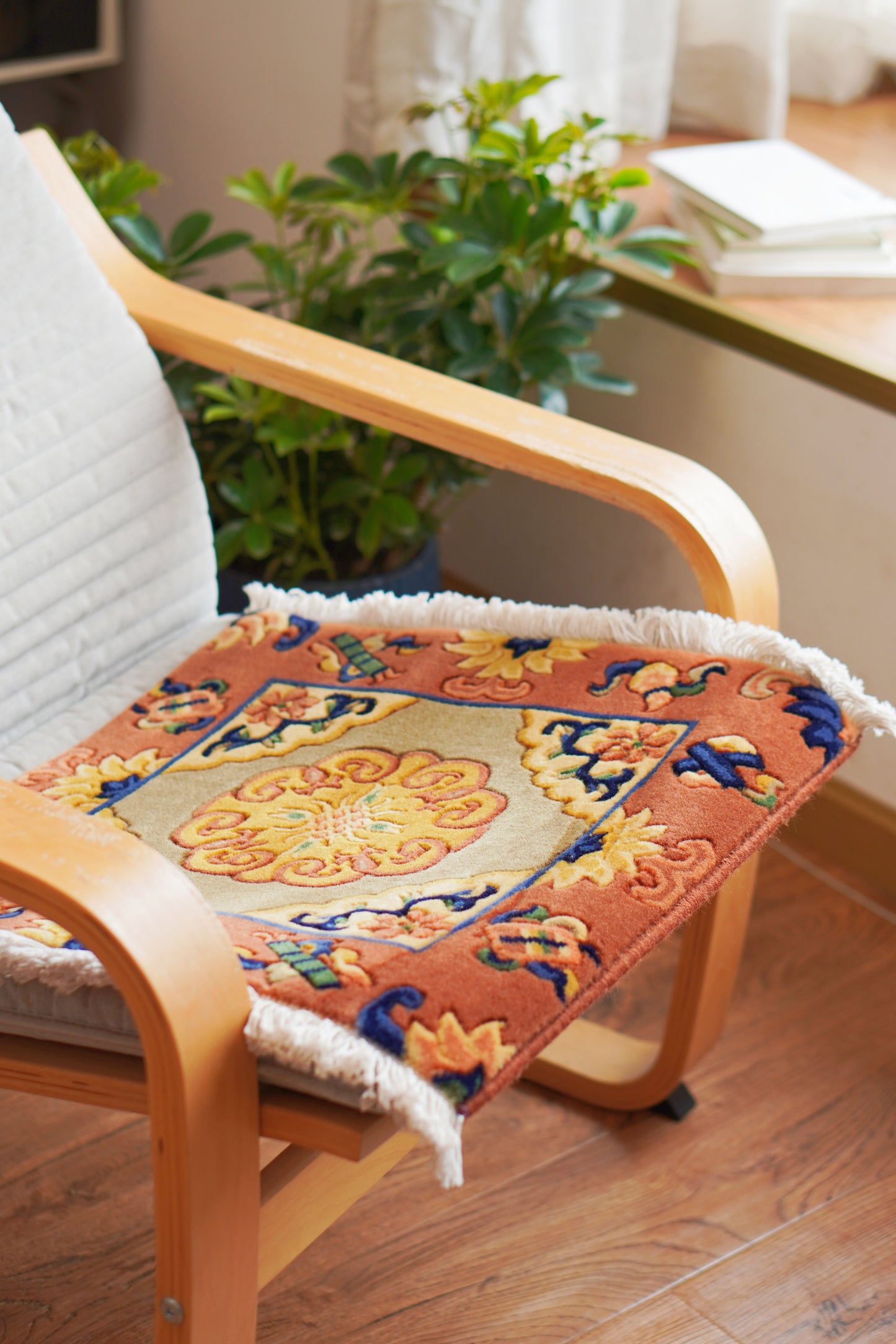 Alfombra tradicional china cuadrada de lana con cúrcuma profunda y loto, tapete de piso, cojín de asiento y manta decorativa.
